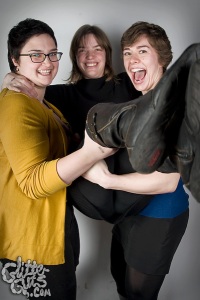 mudqueens-320