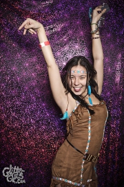 freakydeaky2012-437